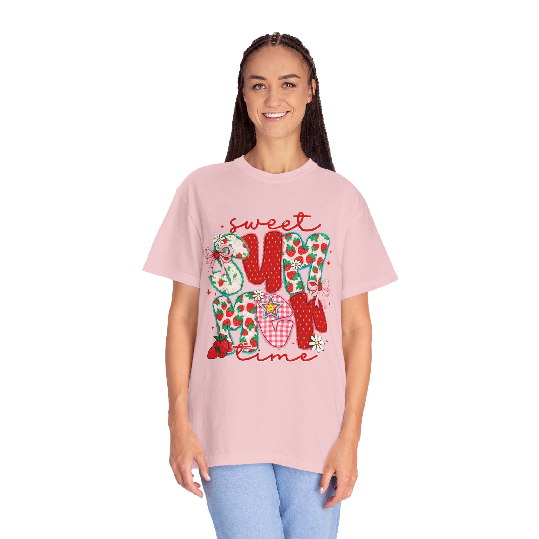Sweet U: Strawberry Pattern Graphic T-Shirt