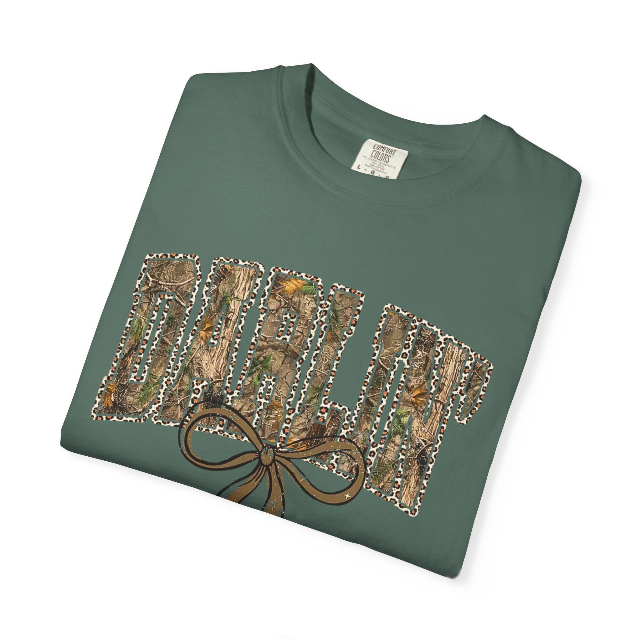 T-Shirt — "Darlin'" Vintage Ribbon Graphic Tee