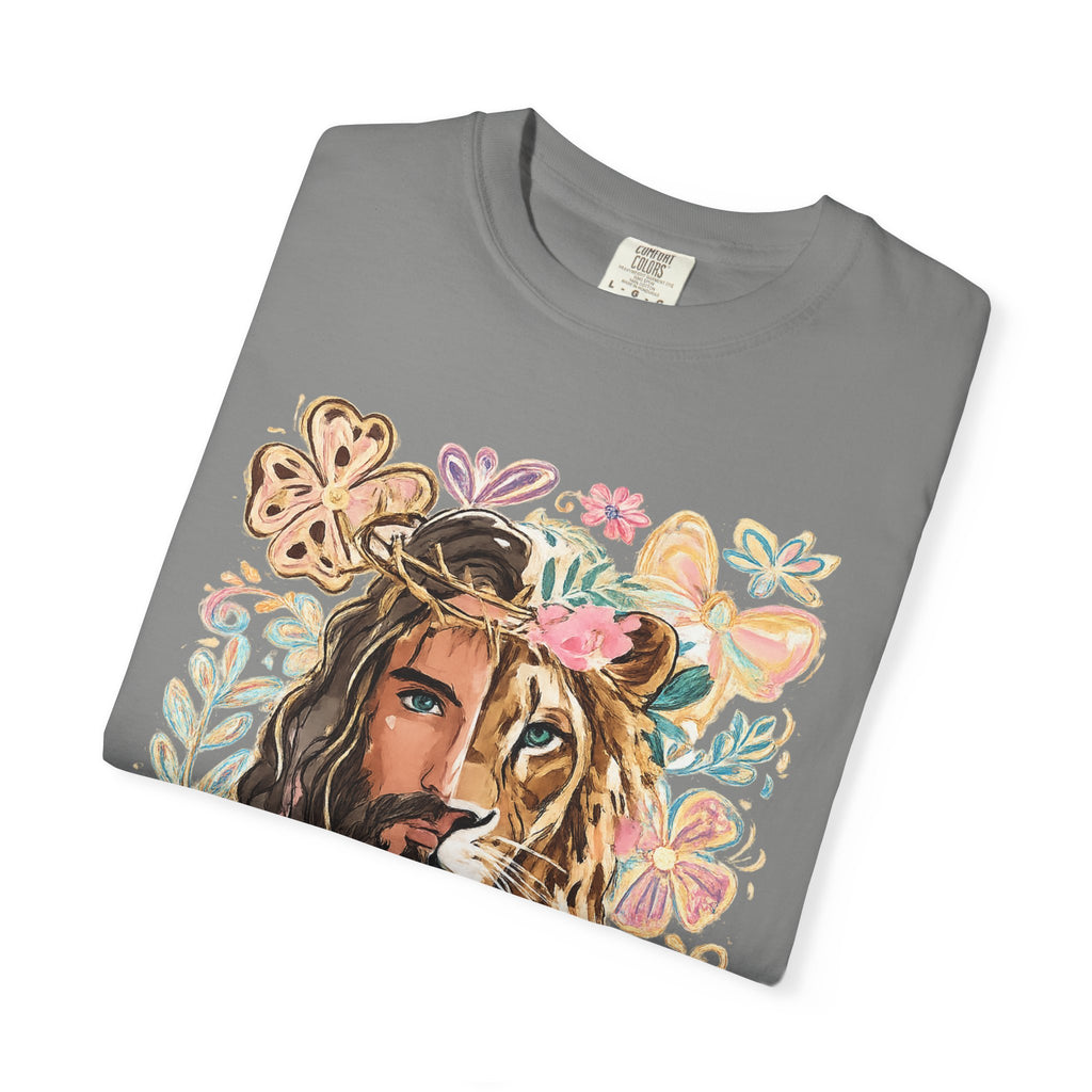 Lion & Lioness Floral Portrait T‑Shirt